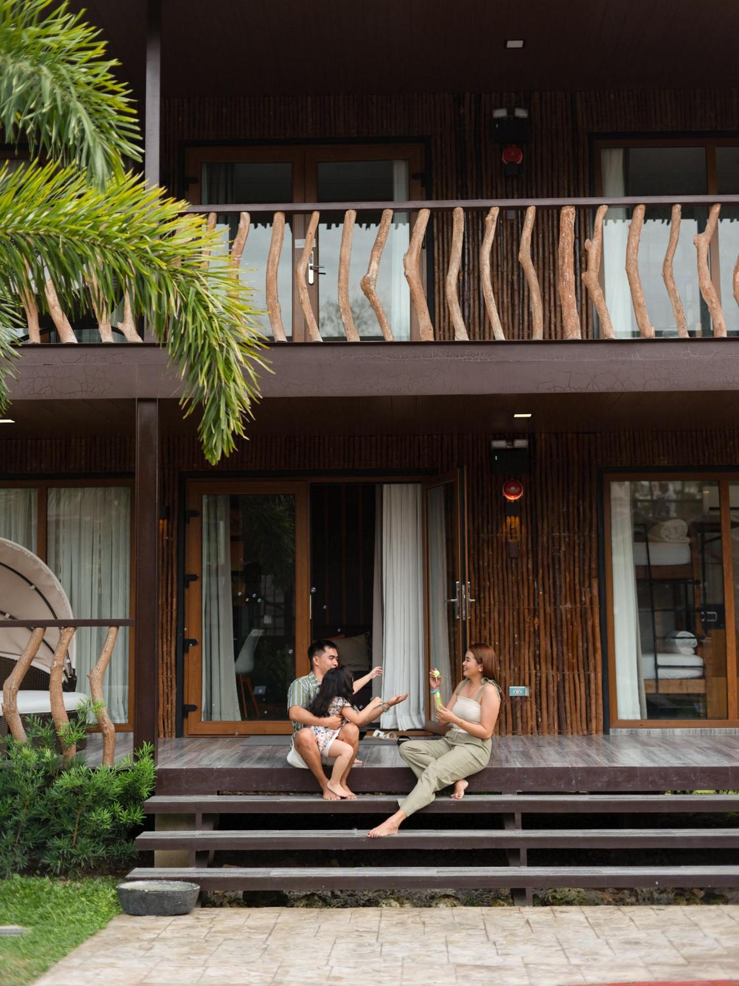 Crusoe Cabins Costa Azalea Samal Exterior photo